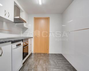 Kitchen of Planta baja for sale in L'Hospitalet de Llobregat