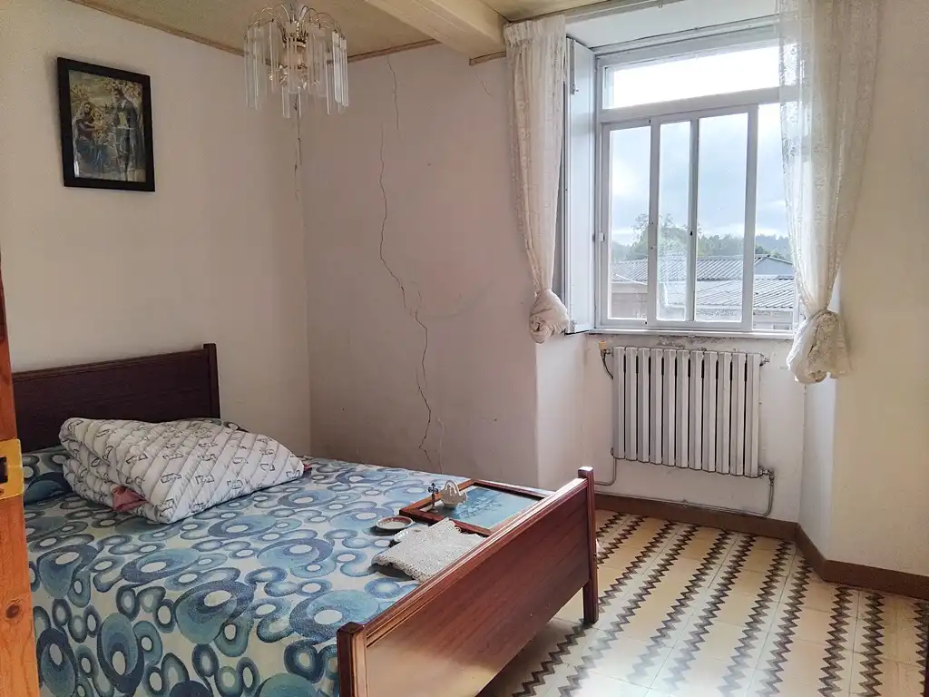 Habitación de Casa adosada en venta en Paderne con Calefacción, Jardín privado y Horno