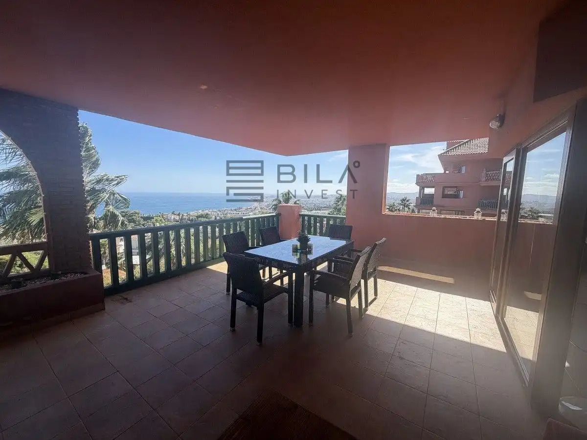 Vista exterior de Piso en venta en Benalmádena con Aire acondicionado, Terraza y Piscina