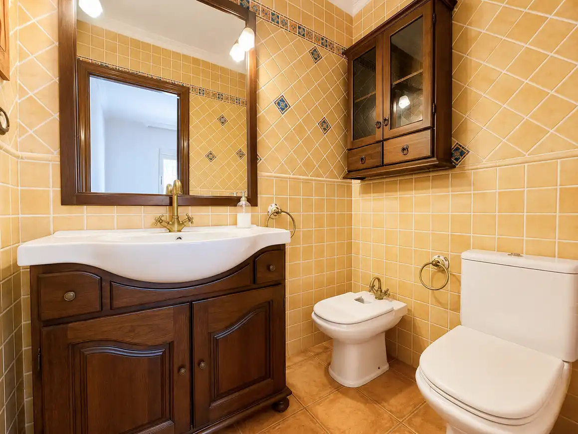 Bathroom of Houses for rent in La Nucia  with Air Conditioner, Terrace and Swimming Pool