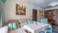 Living room of Flat for sale in Almuñécar  with Air Conditioner and Balcony