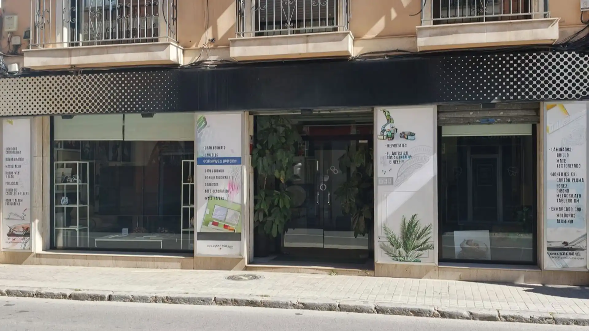 Local en venta en Paterna con Aire acondicionado, Internet y Domótica