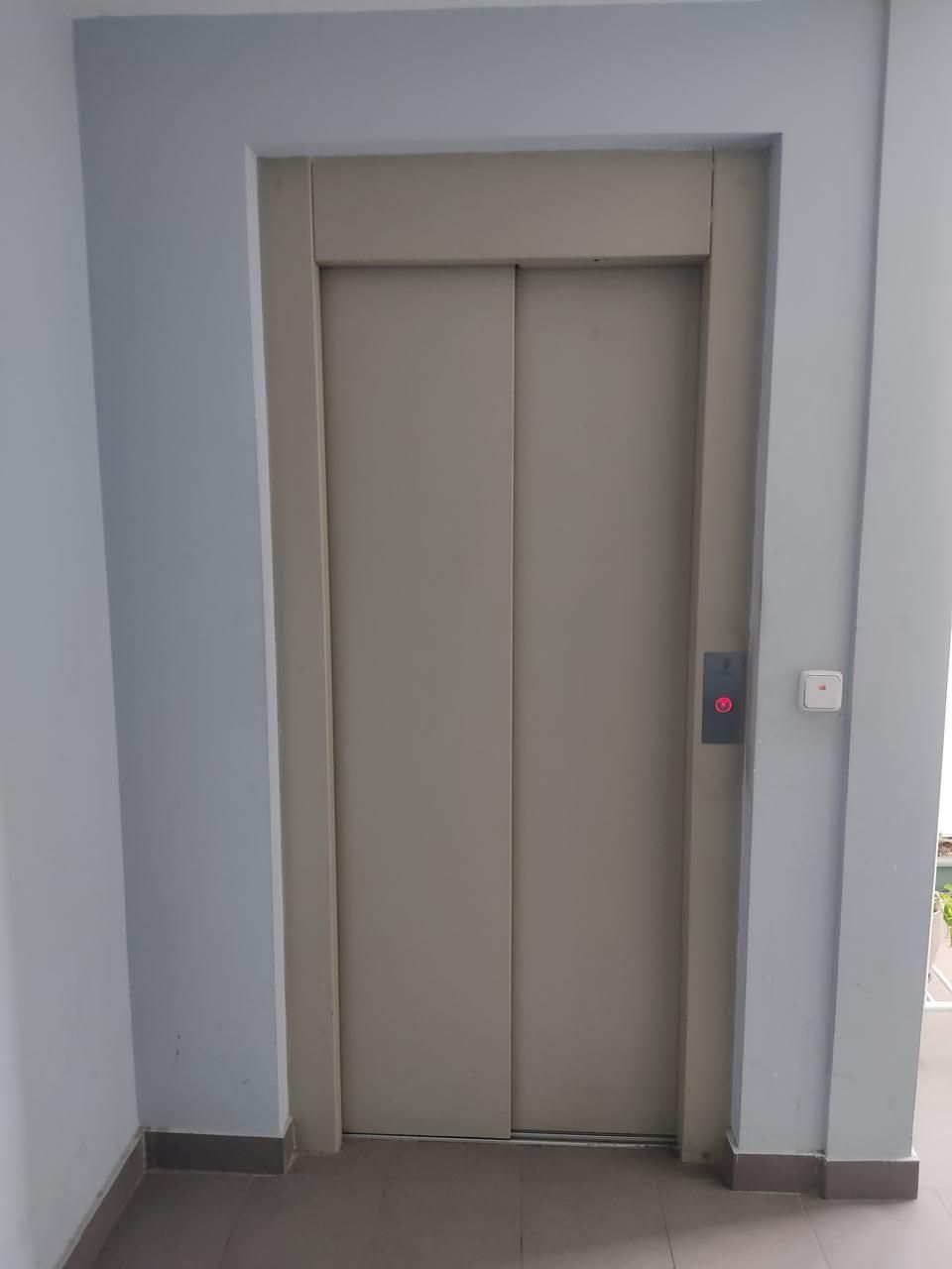 Piso en venta en  Madrid Capital