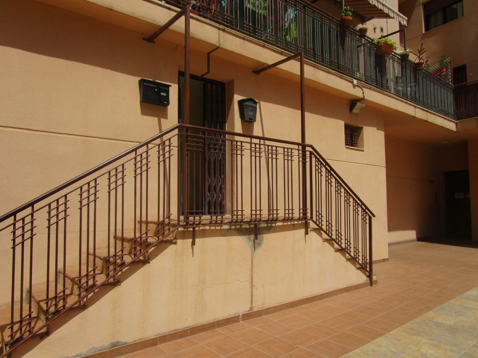 Exterior view of Office to rent in Meliana  with Air Conditioner