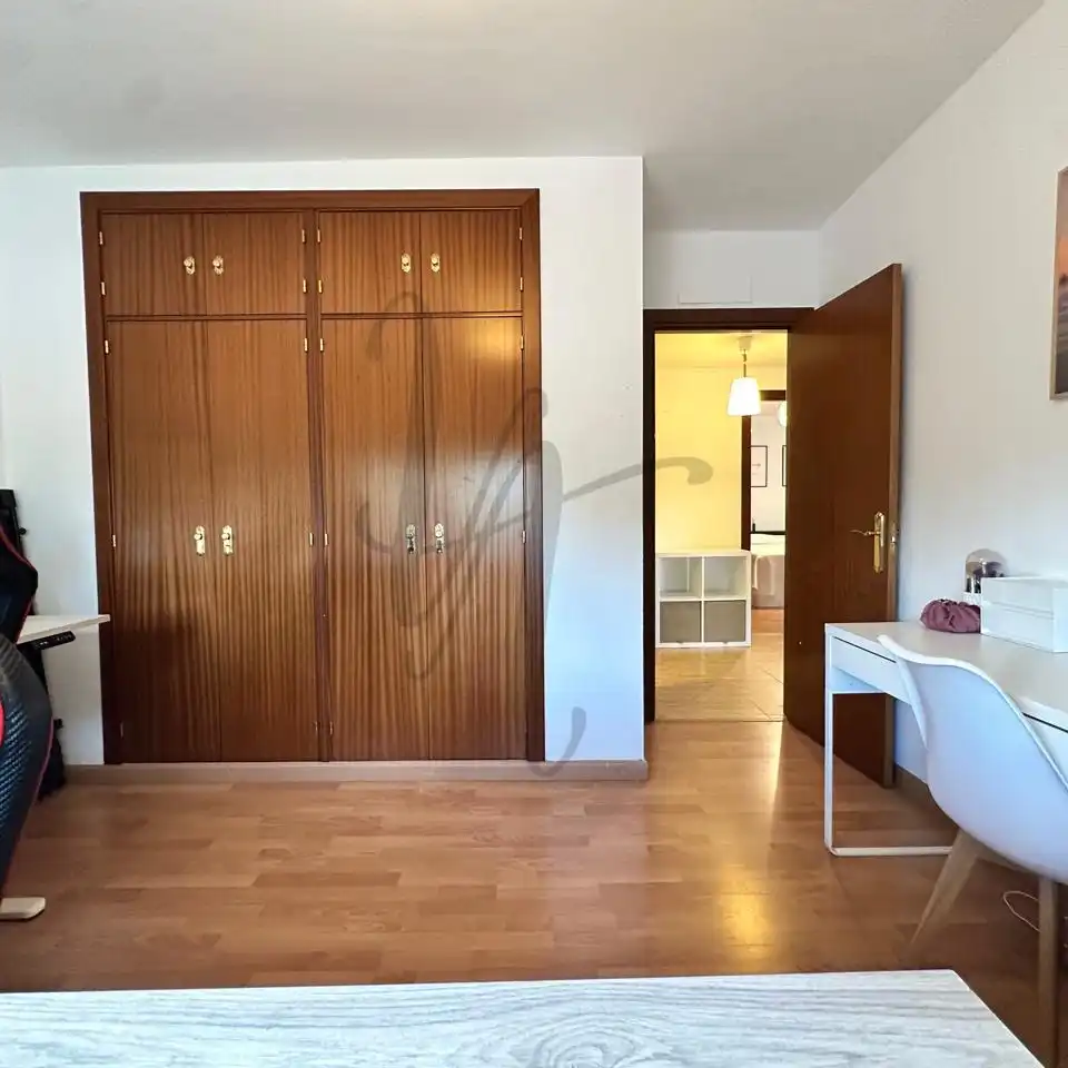 Casa aparellada amb piscina de lloguer a Calle San Martín, imagen 21