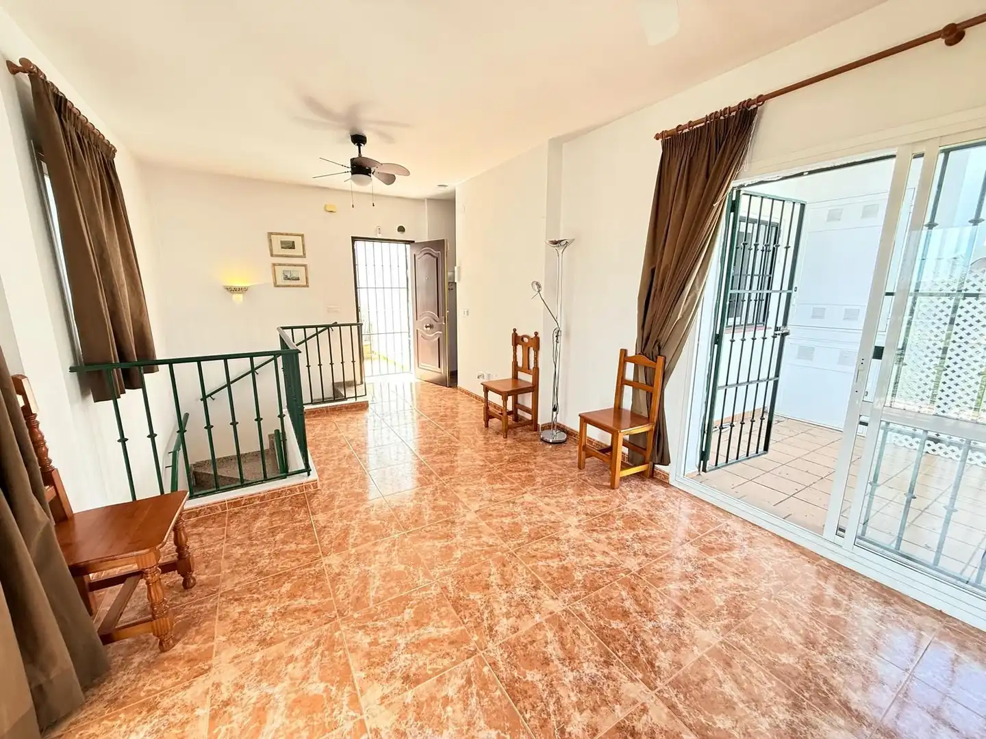 Dúplex en venta en Nerja con Jardín privado, Trastero y Piscina comunitaria