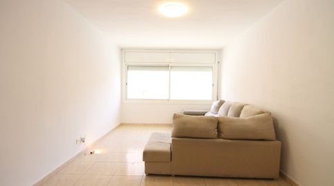 Foto 2 de Piso en venta en Olesa de Montserrat, Barcelona