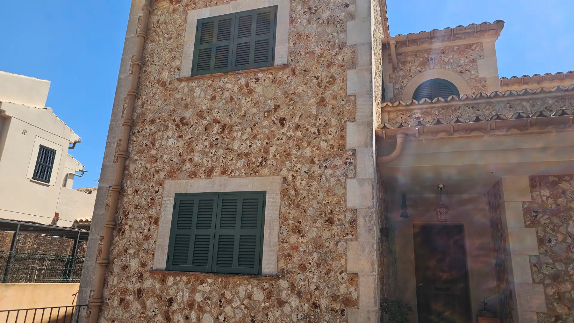 Vista exterior de Casa o xalet en venda en Marratxí amb Aire condicionat, Calefacció i Jardí privat