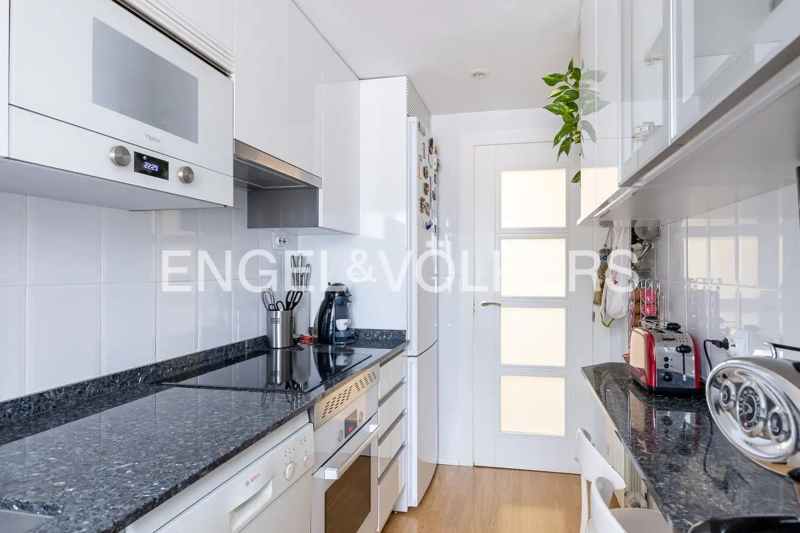 Küche von Wohnung zum Verkauf in Madrid mit Klimaanlage, Heizung und Terrasse