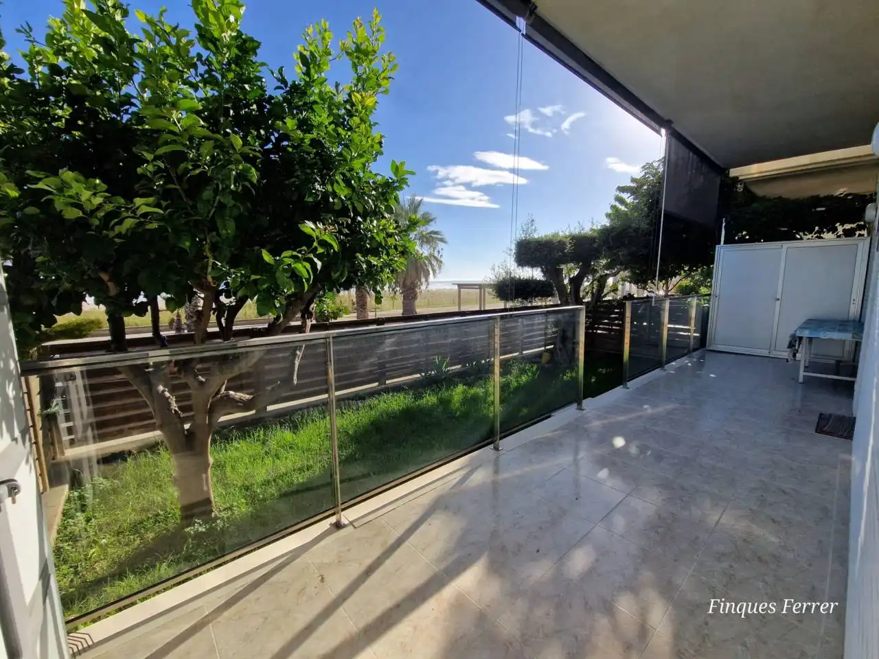 Terraza de Piso de alquiler en Cubelles con Aire acondicionado, Calefacción y Jardín privado