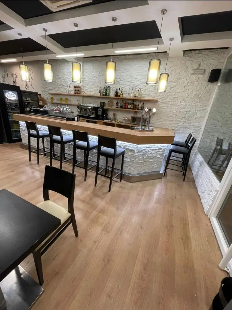 Business premises to rent in Avenida SOUSAS, imagen 5