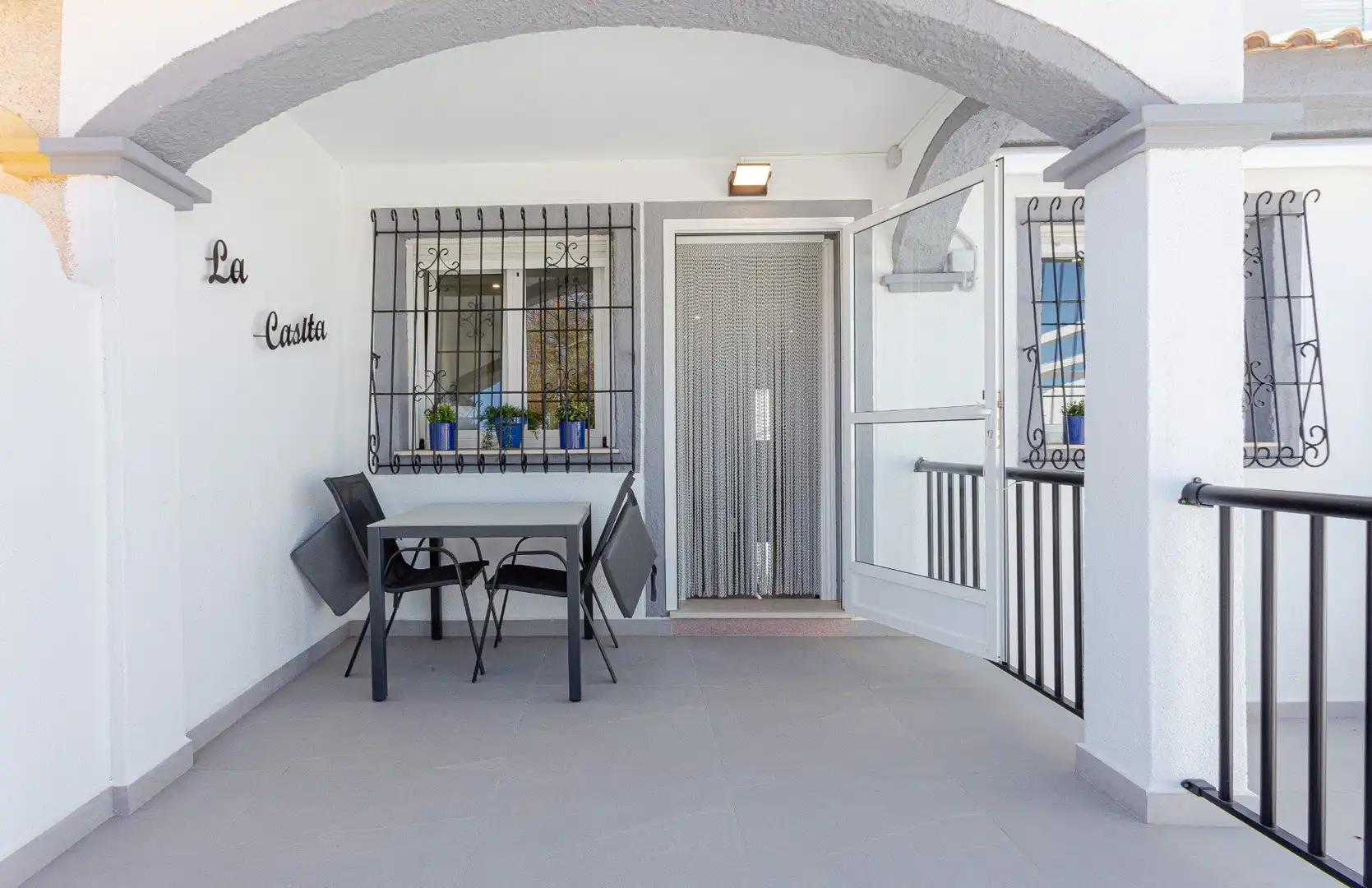 Terrassa de Casa o xalet en venda en Pilar de la Horadada amb Traster, Moblat i Rentadora