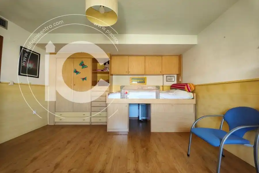 Habitación de Casa o chalet de alquiler en Huétor Vega con Aire acondicionado y Jardín privado