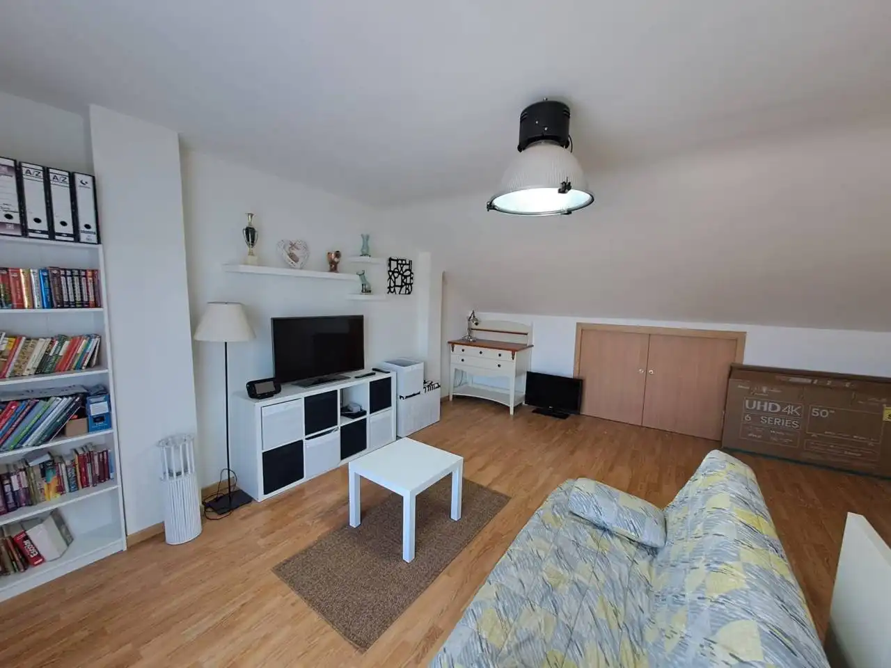 Sala de estar de Casa o chalet en venta en Valdorros con Calefacción, Jardín privado y Parquet