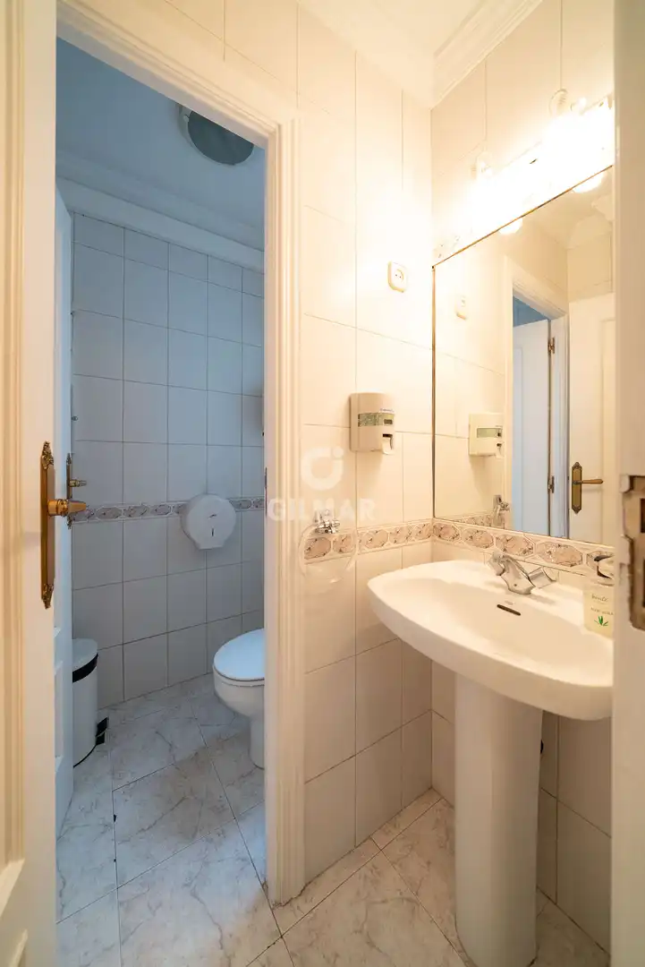 Baño de Piso en venta en Madrid con Calefacción