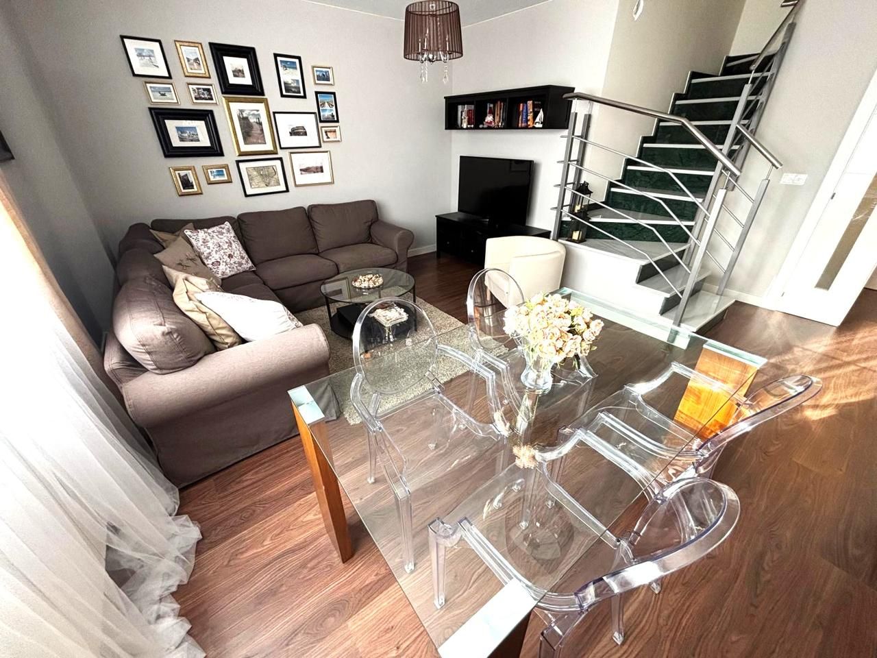 Duplex for sale in Del Vaporetto, Parque Venecia