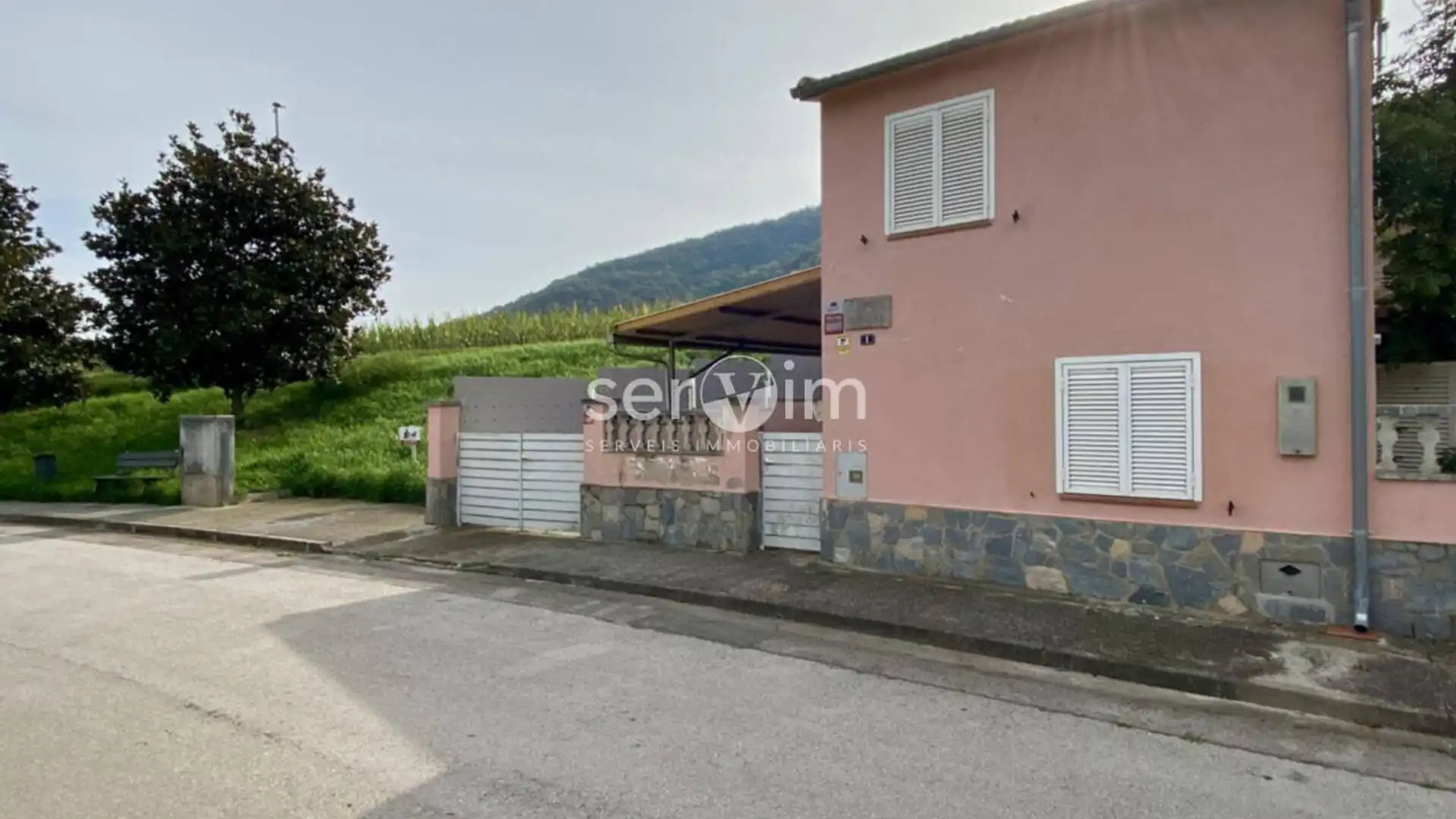 Vista exterior de Casa o chalet en venta en Sant Joan Les Fonts con Calefacción, Jardín privado y Terraza