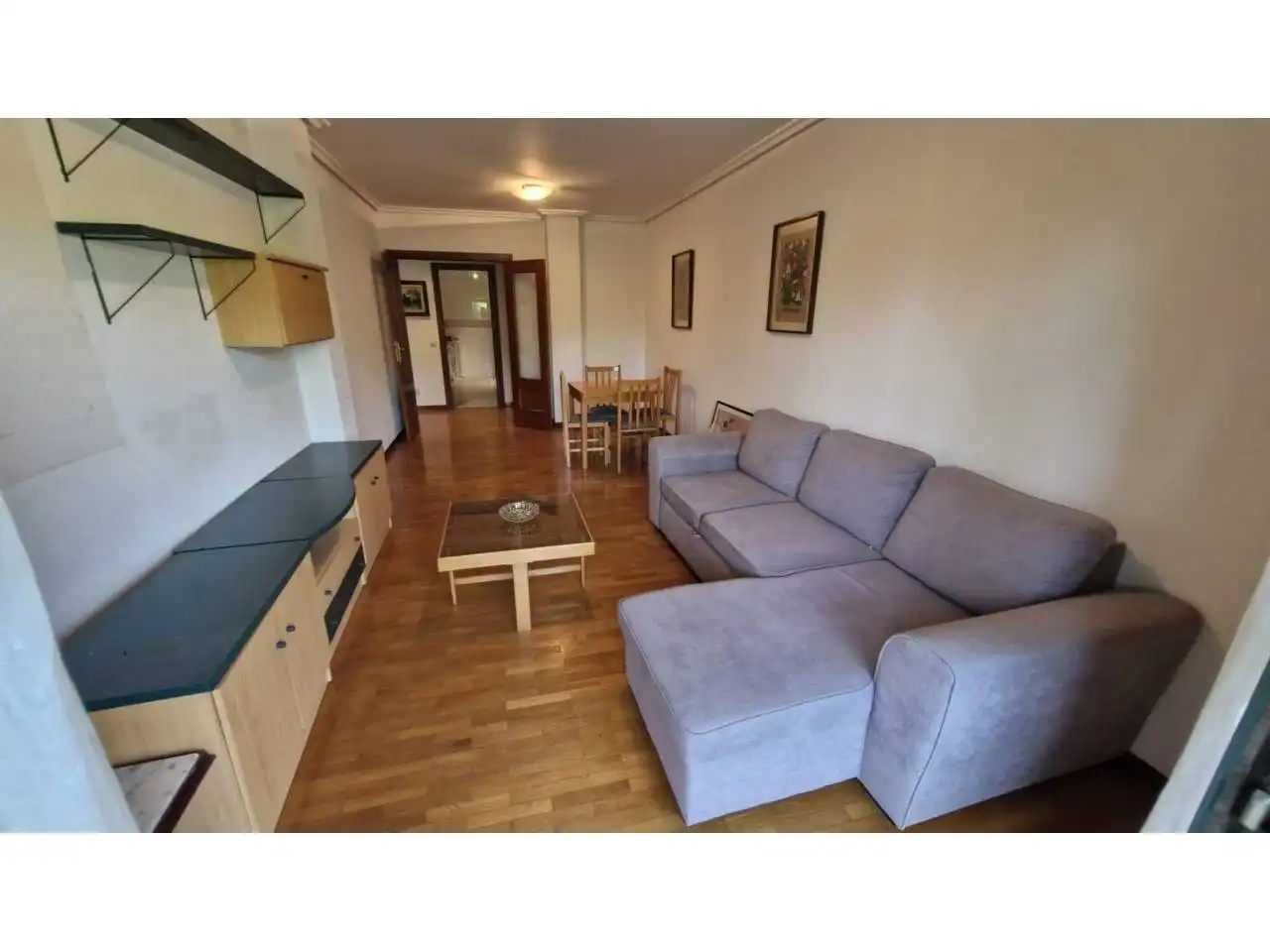 Sala d'estar de Pis en venda en  Logroño amb Calefacció, Parquet i Terrassa