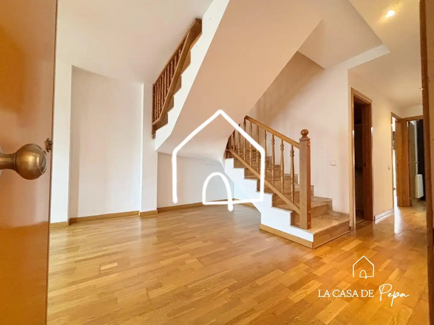 Sala de estar de Ático en venta en Begues con Calefacción, Parquet y Balcón