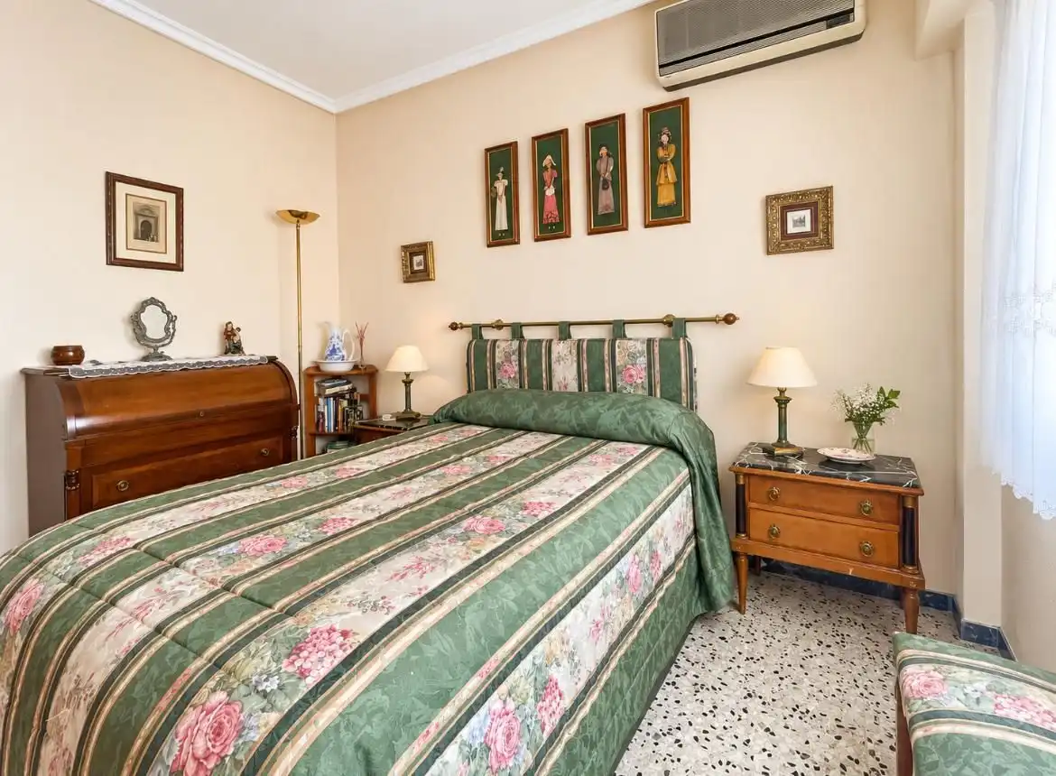 Habitación de Piso en venta en Zaragoza con Calefacción