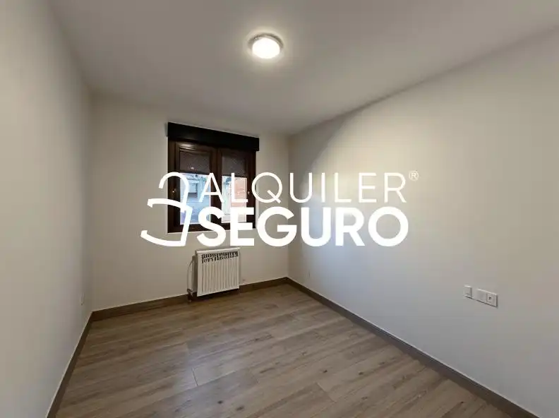 Dormitori de Àtic de lloguer en Las Rozas de Madrid amb Calefacció i Terrassa