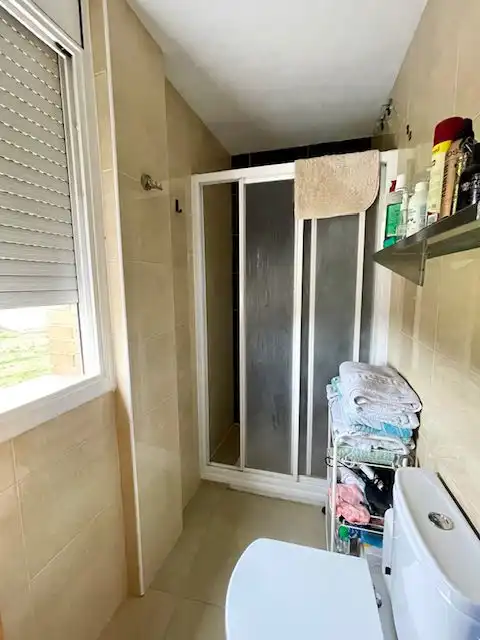 Baño de Dúplex en venta en Sant Martí Sarroca con Calefacción, Terraza y Balcón