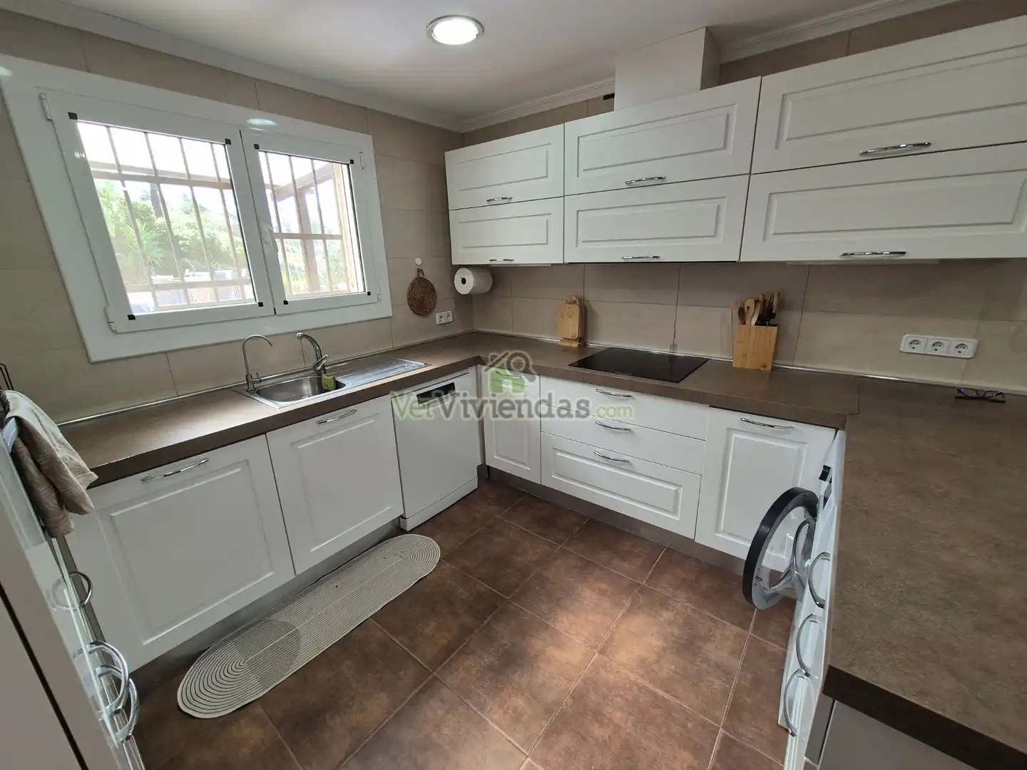 Cocina de Casa o chalet en venta en Olesa de Bonesvalls con Aire acondicionado, Calefacción y Jardín privado