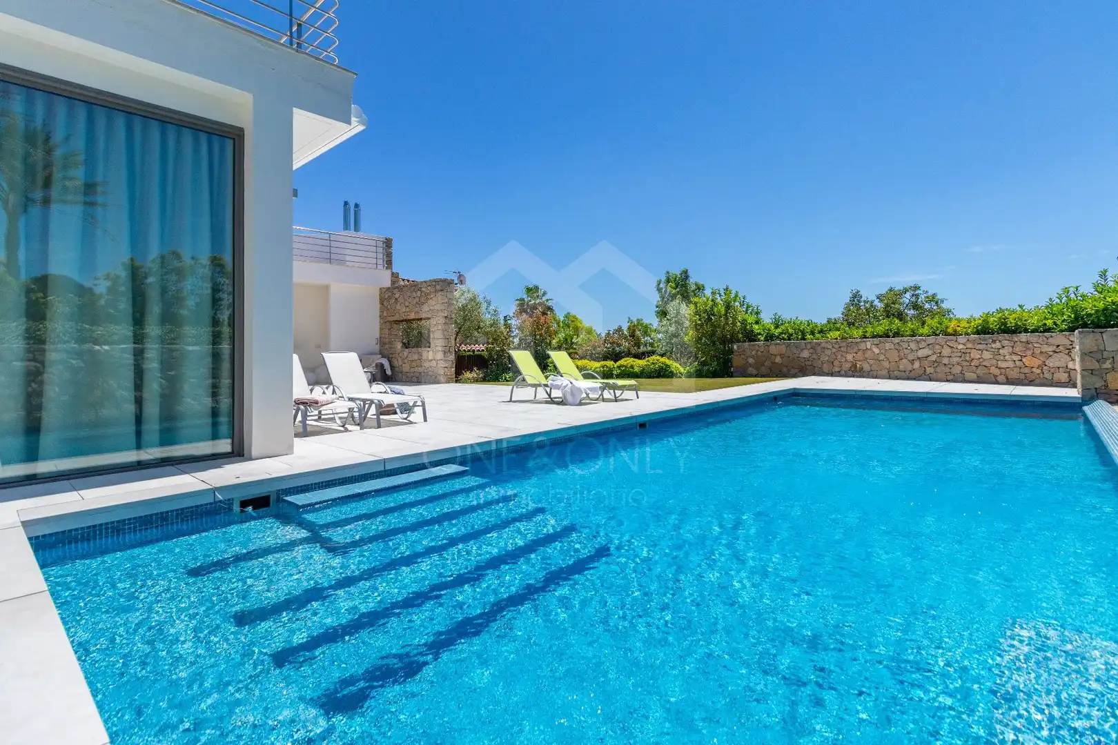 Piscina de Casa o chalet en venta en Mont-roig del Camp con Aire acondicionado, Calefacción y Jardín privado