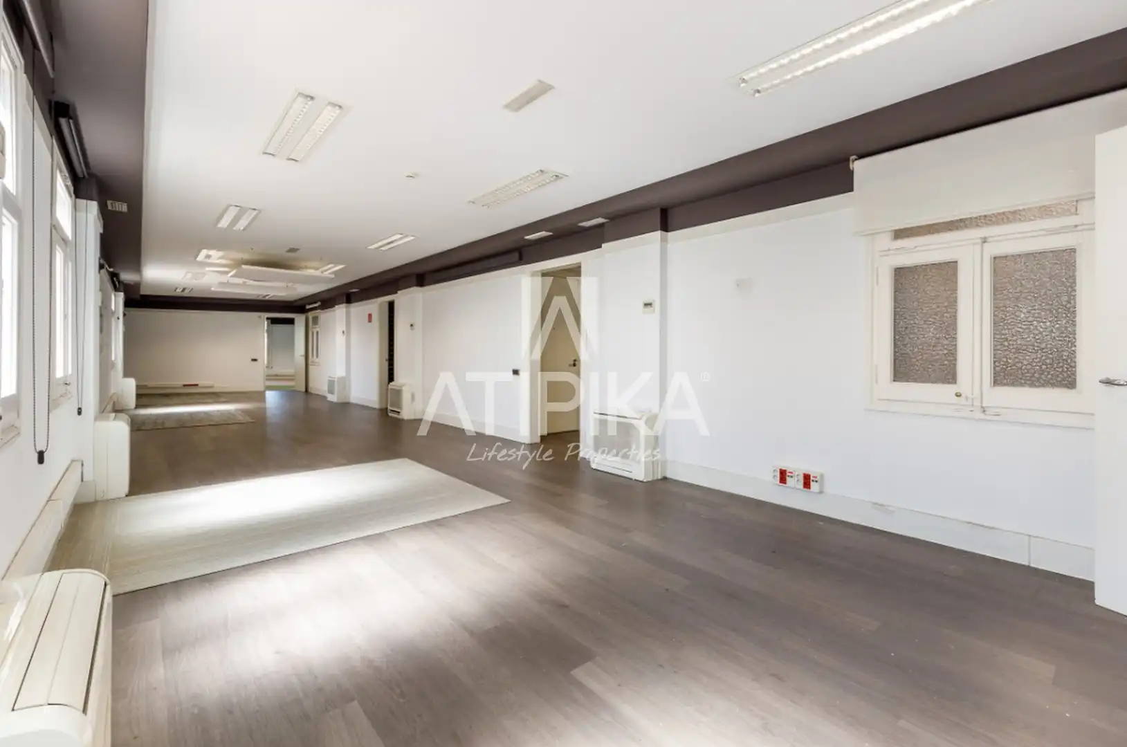 Office for rent in Eixample