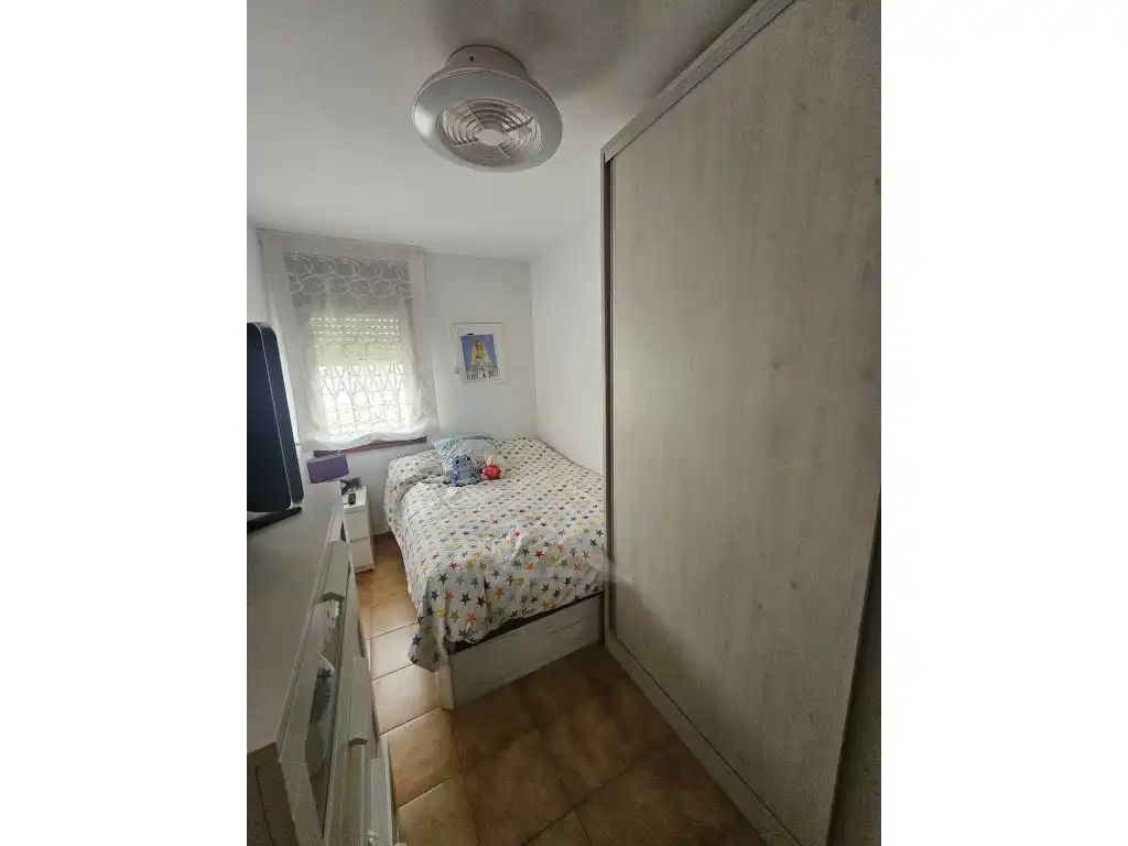 Dormitori de Casa o xalet en venda en Cunit amb Aire condicionat i Jardí privat