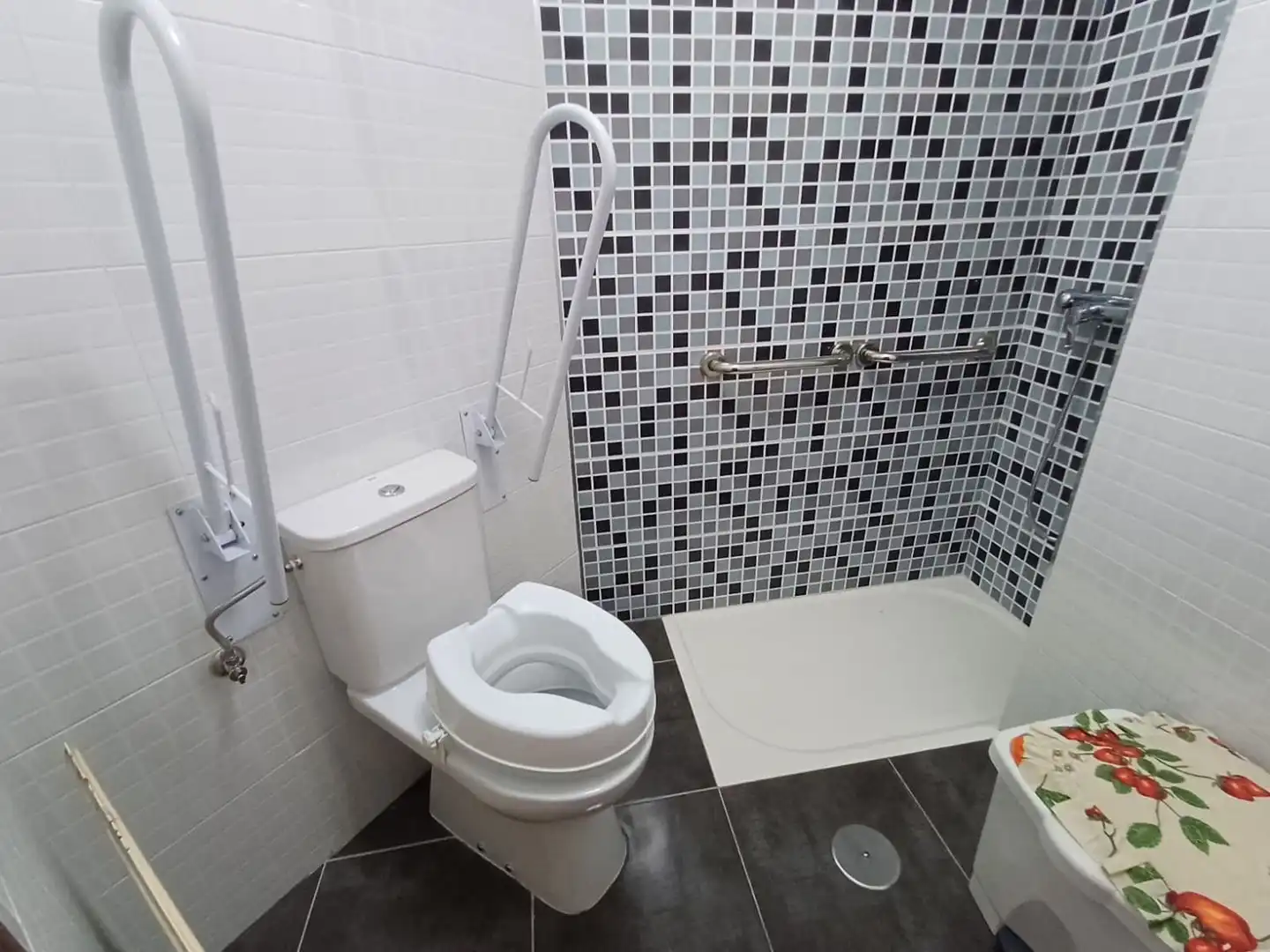 Flat for sale in N/A, Santa Marina - Polígono