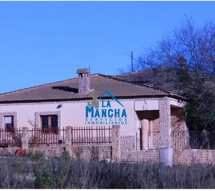 Exterior view of Country homes for sale in Hoya-Gonzalo