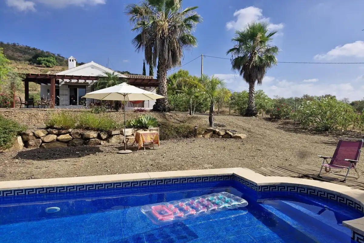 Piscina de Finca rústica en venda en Tolox amb Jardí privat, Terrassa i Piscina