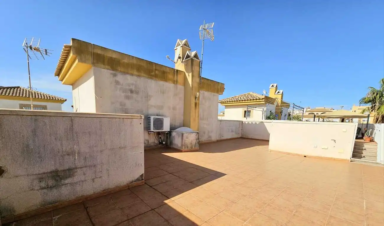 Casa adosada en venda a Jerónimo y Avileses