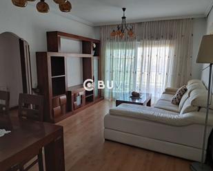 Living room of Flat for sale in  Madrid Capital  with Heating, Terrace and Furnished