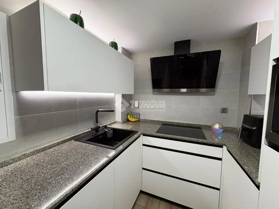 Piso en venta en Peñamefecit - Avda Barcelona, imagen 8