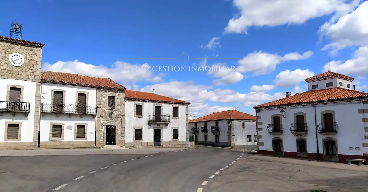 Vista exterior de Casa o xalet en venda en Fuenteliante amb Calefacció, Moblat i Forn