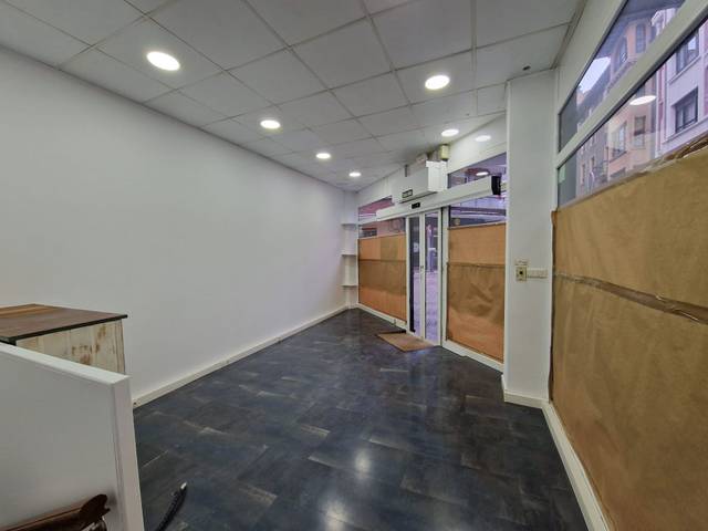 Local comercial en Alquiler en Las Arenas