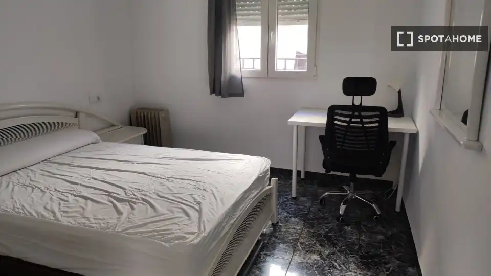 Zimmer in Barrio de Zaidín