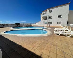 Piscina de Apartament per a compartir en Guía de Isora amb Terrassa