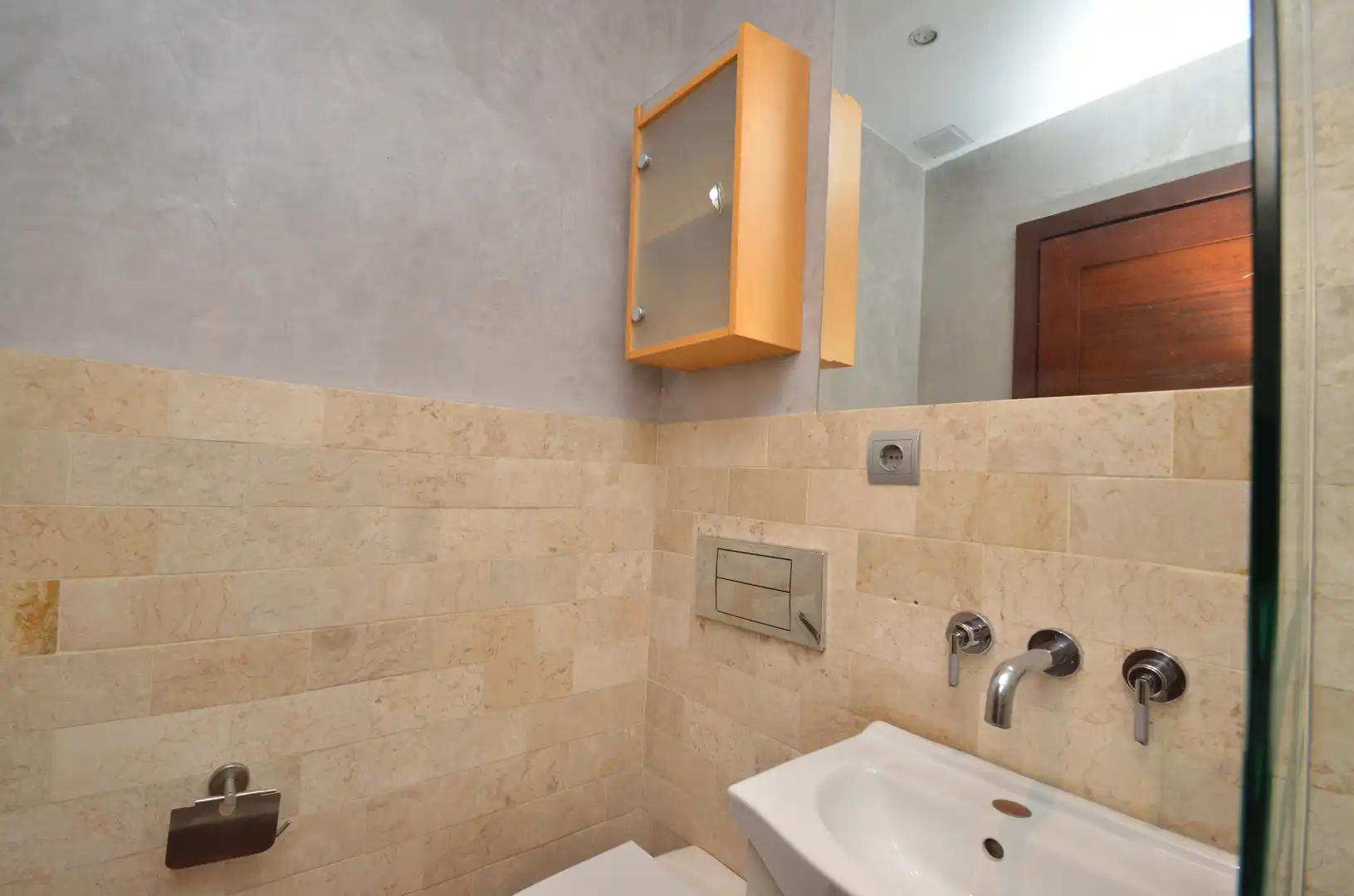 Bathroom of Flat for rent in  Palma de Mallorca  with Air Conditioner, Heating and Furnished