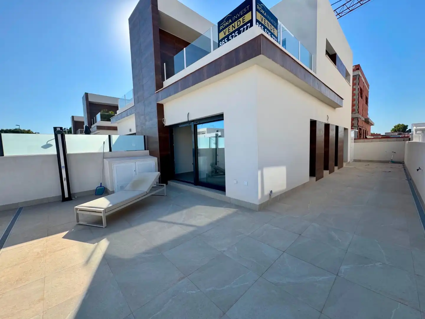 Casa aparellada amb piscina en venda a Calle Manuel de Falla 13, imagen 33