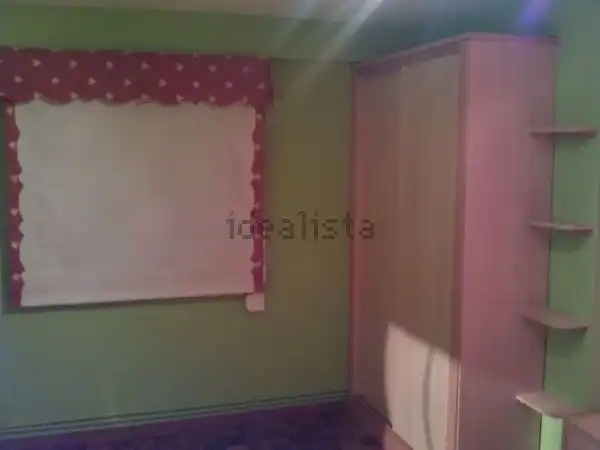 Habitación de Piso de alquiler en Santiago de Compostela  con Amueblado
