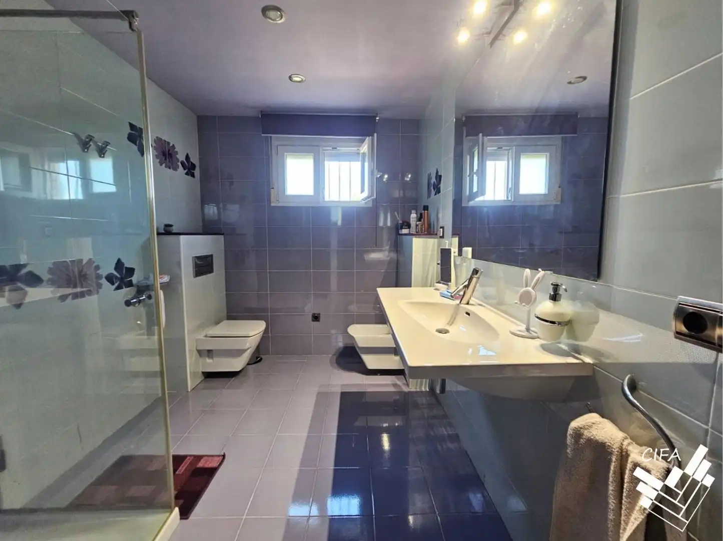 Bany de Casa o xalet en venda en Santa Magdalena de Pulpis amb Aire condicionat, Jardí privat i Terrassa