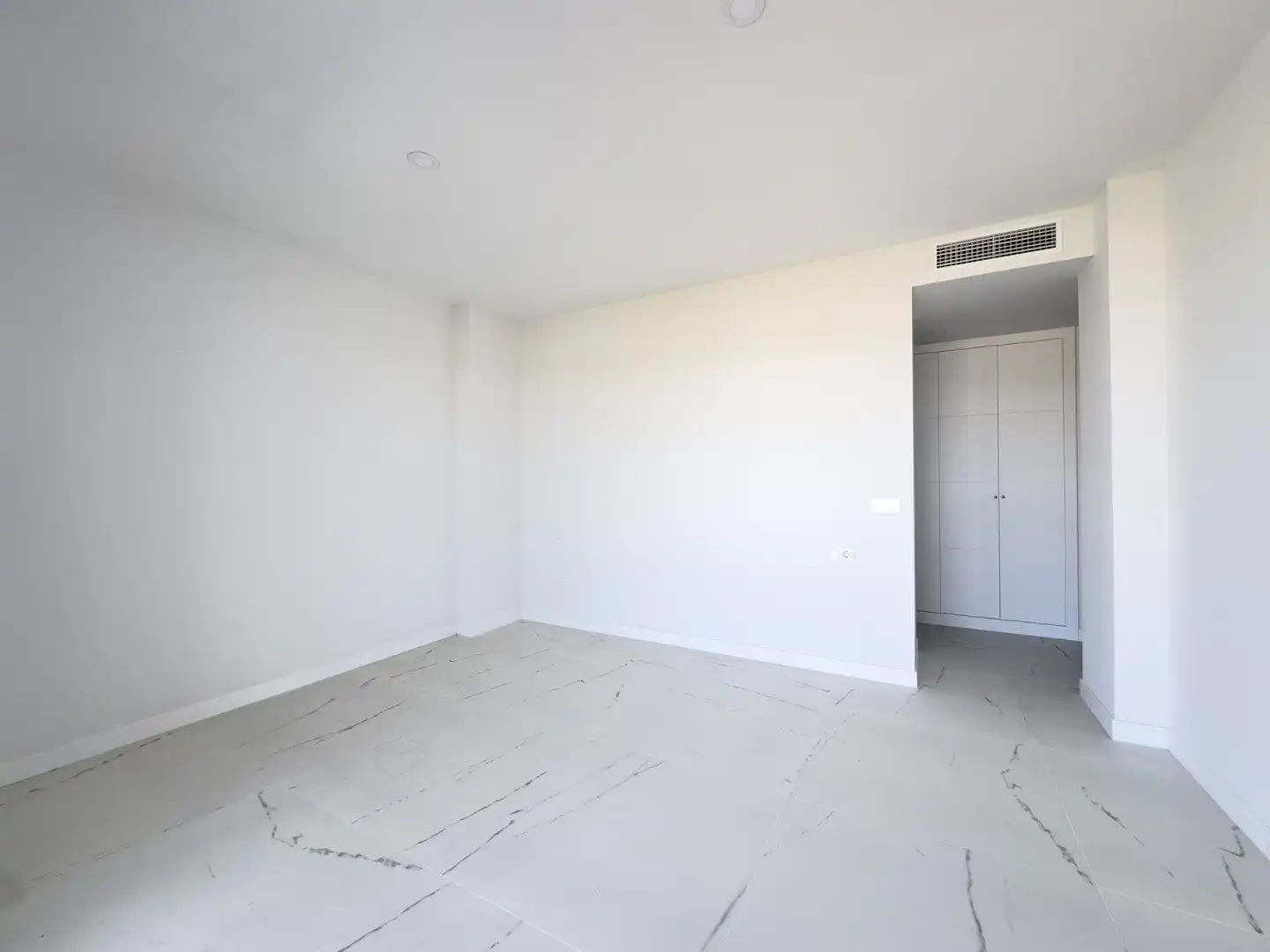 Dormitori de Apartament en venda en Casares amb Aire condicionat, Calefacció i Terrassa