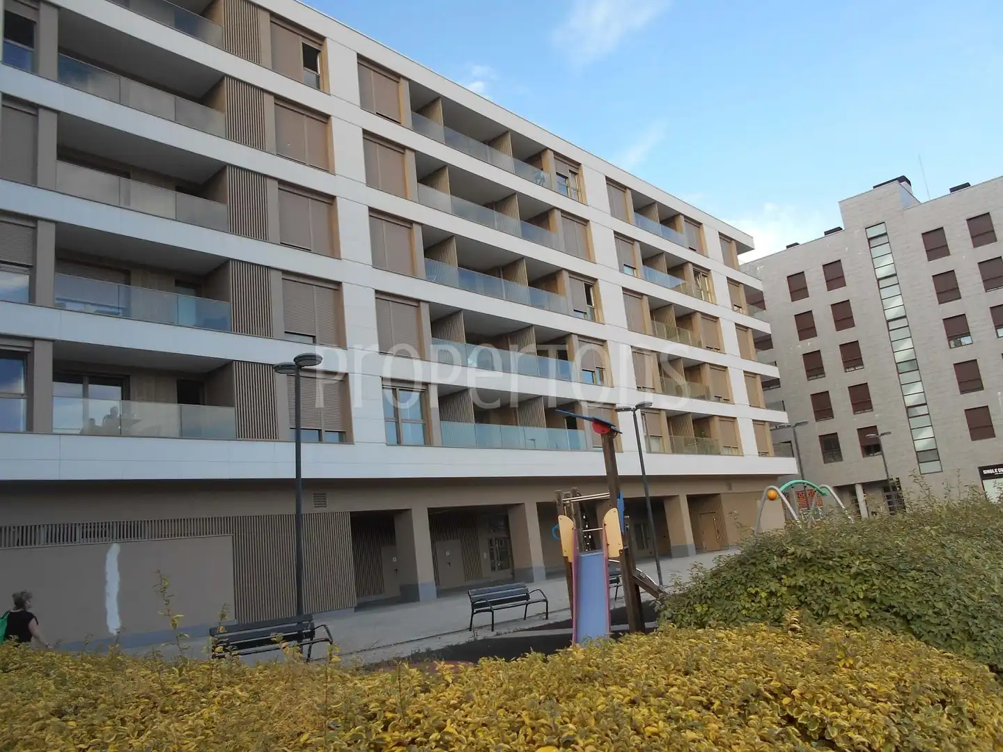 Local comercial en alquiler en N/A, imagen 8