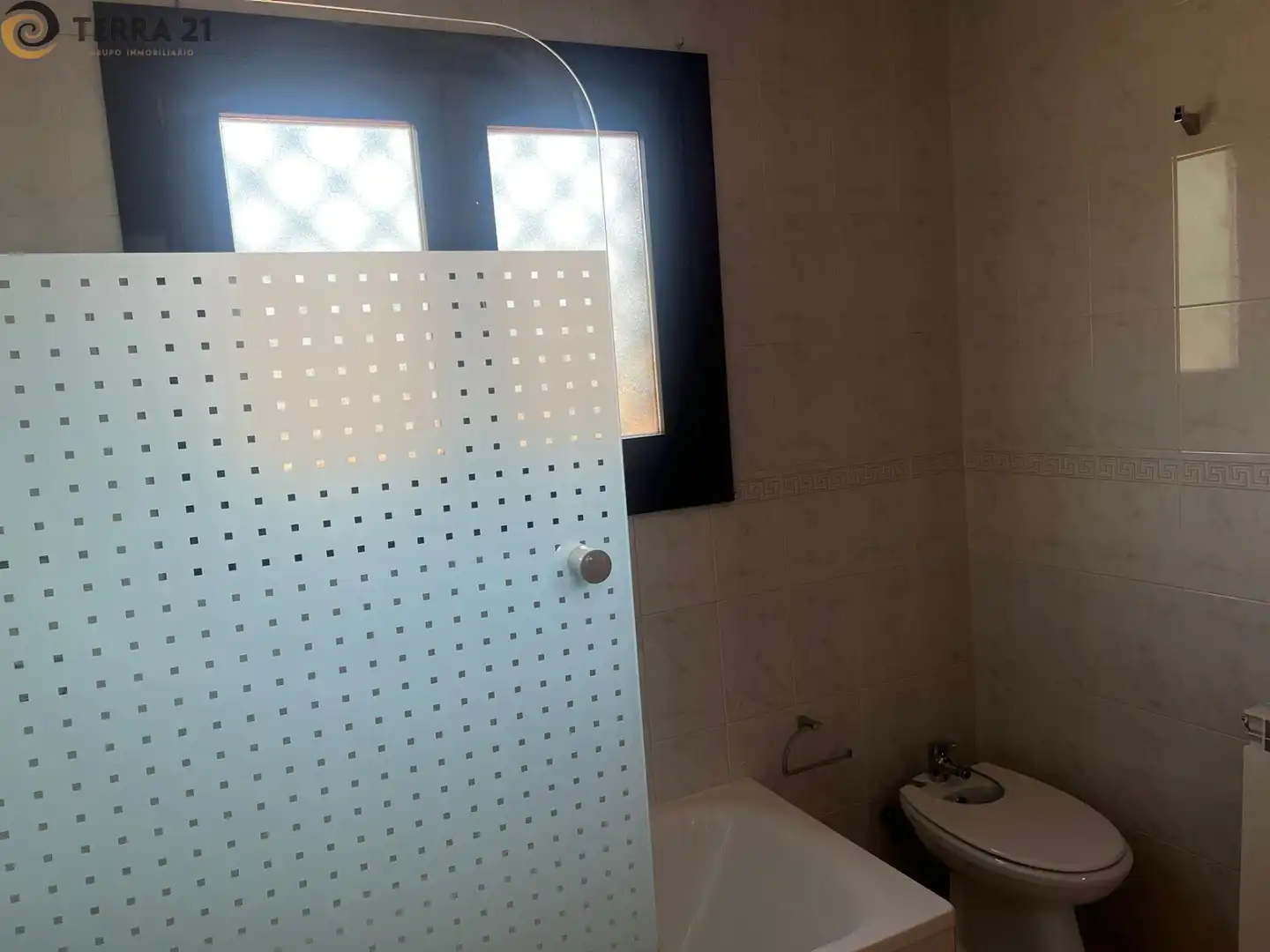 Baño de Casa o chalet en venta en Jaén con Aire acondicionado, Calefacción y Jardín privado