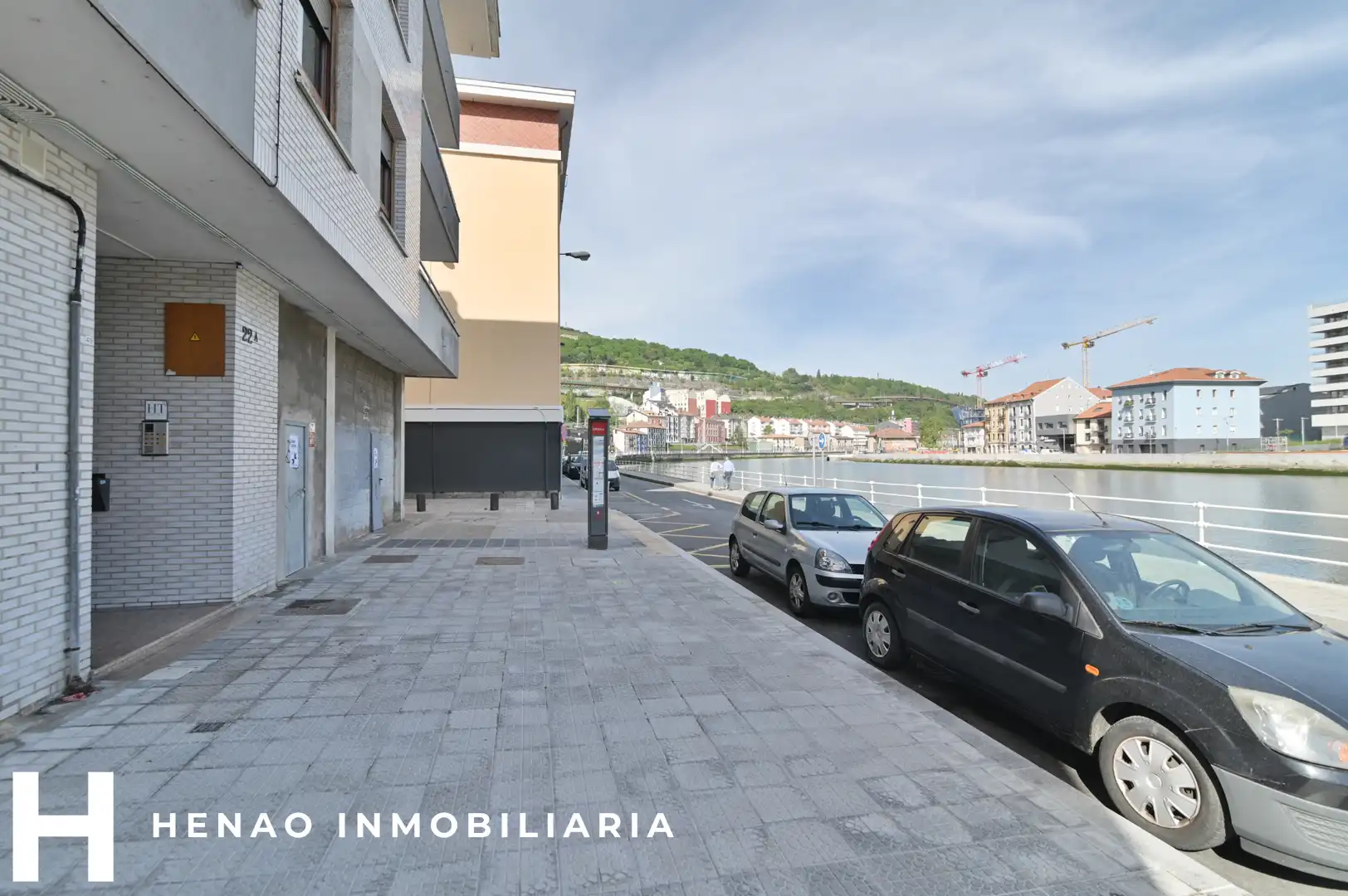 Exterior view of Duplexes for sale in Bilbao   with Heating, Furnished and Oven