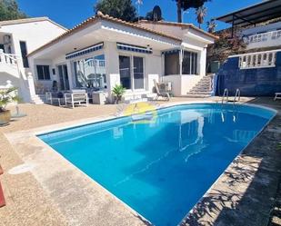 Vista exterior de Casa o xalet en venda en Cartagena amb Aire condicionat, Piscina i Balcó