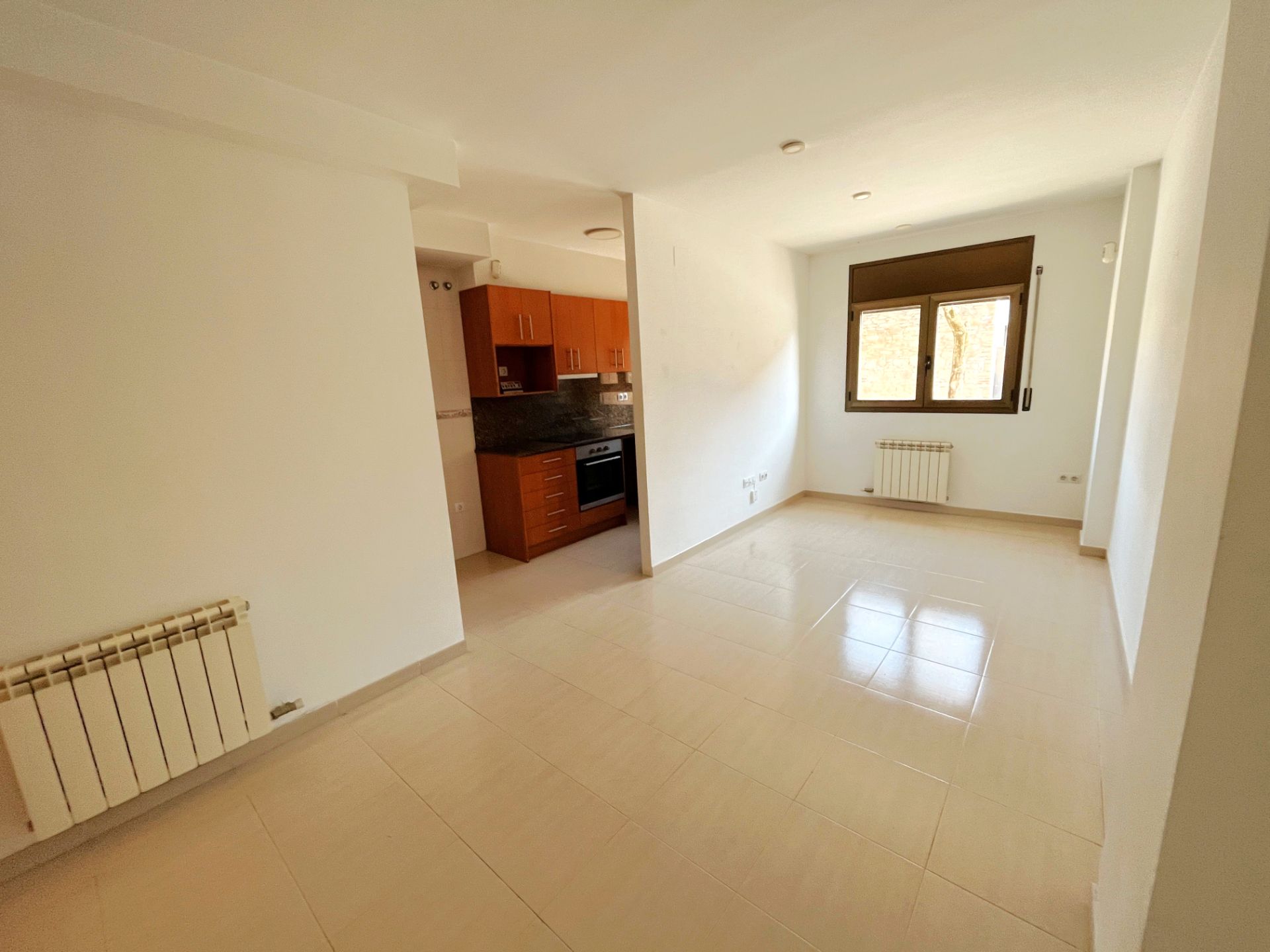 Living room of Flat for sale in Vic  with Heating, Private garden and Oven
